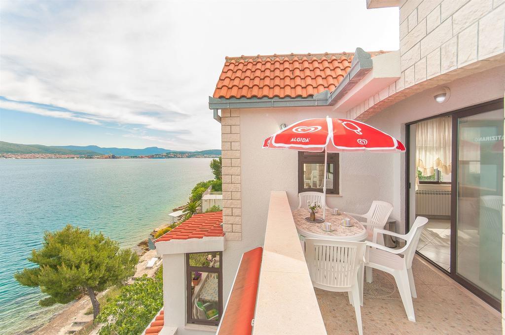 Apartments Natasa Trogir Kültér fotó