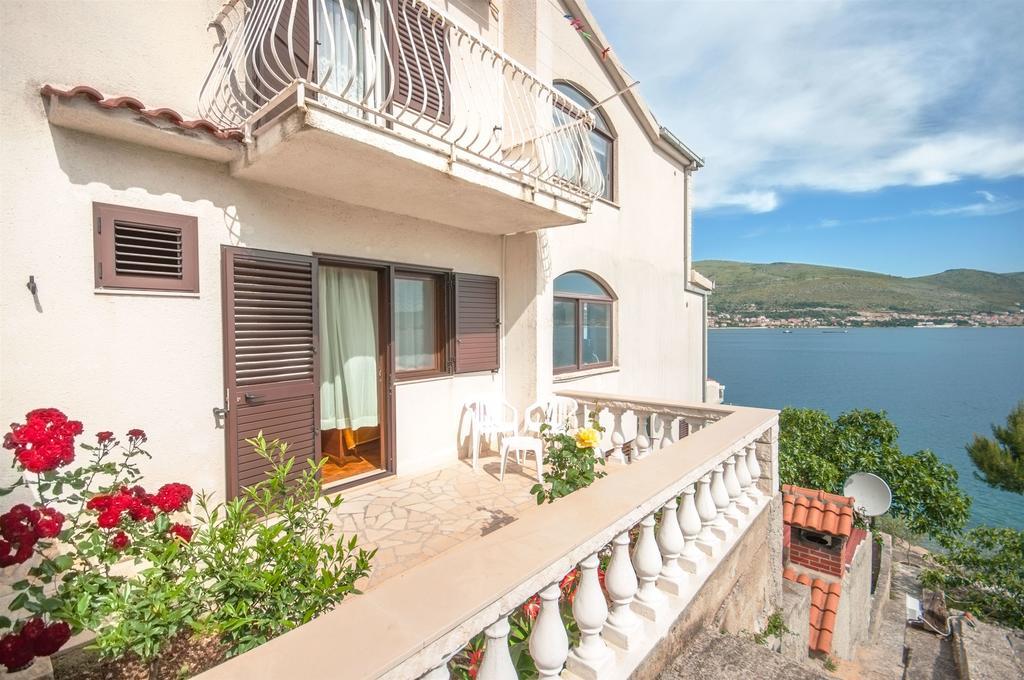 Apartments Natasa Trogir Kültér fotó